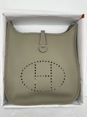 Evelyne III 29 Sauge PHW W