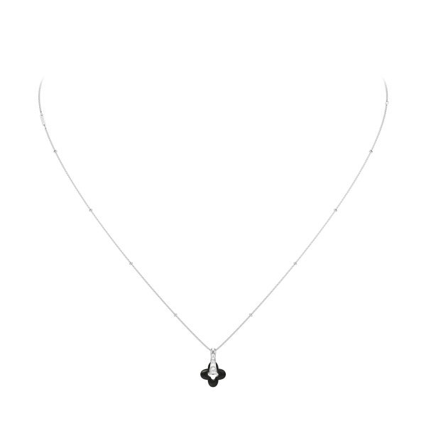 Silver Clover Necklace